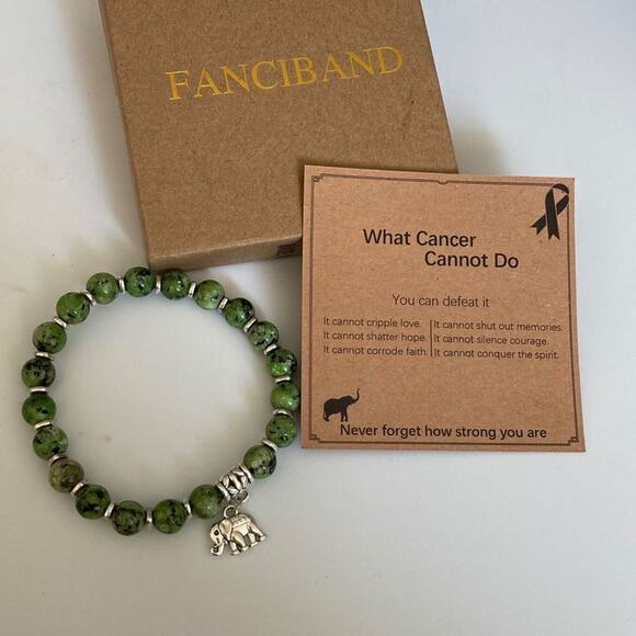 No Brand Jewelry - Green stone elephant beaded bracelet